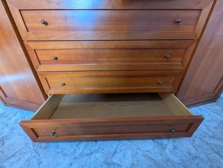 Habitación de madera clásica (*)