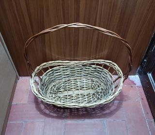 Cesto de mimbre con asa - 53 x 32 cm