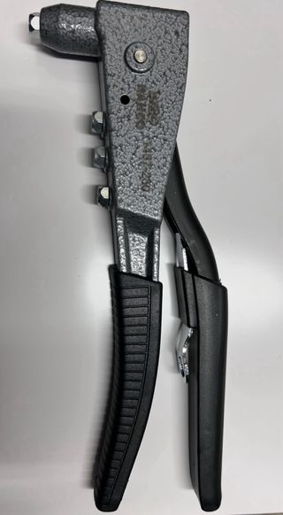 Remachadora Manual Bahco