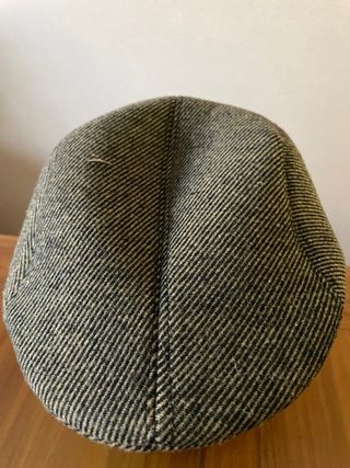 Gorro de lana tejido