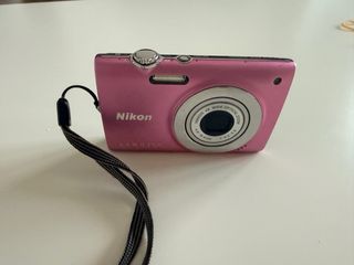 Cámara Nikon Coolpix Rosa