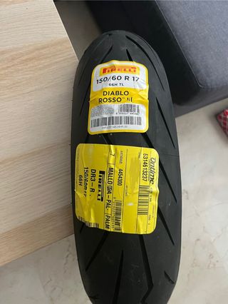 Pneumatico Pirelli Diablo Rosso III 150/60 R17 66H