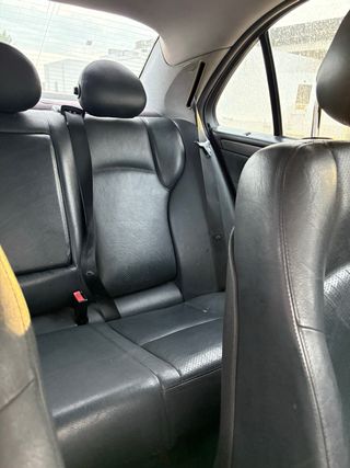 Mercedes-Benz Avantgard  2001