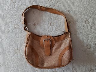 Bolso de mano beige y marrón
