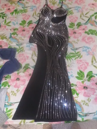 Vestido largo pedrería negro talla M y L