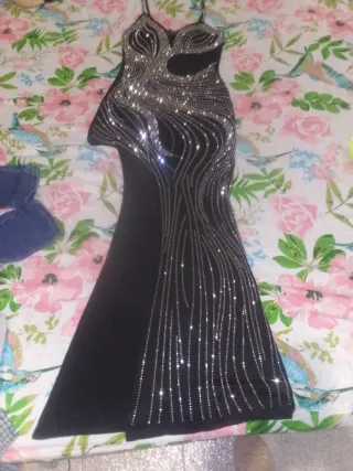 Vestido largo pedrería negro talla M y L