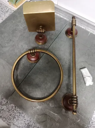 Juego Accesorios Baño Bronce y Madera