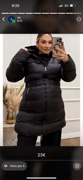 Chaqueta acolchada marrón con cinturón