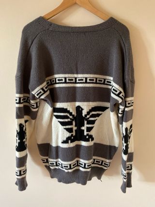 Jersey SHEIN gris y blanco talla XS