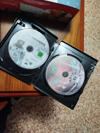 Interstellar bluray + bluray extras