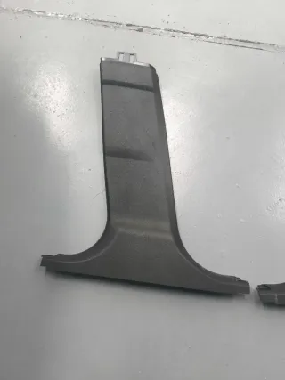 Plásticos Pilares BMW F10/F11 Serie 5