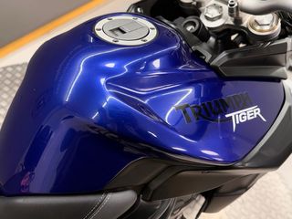 TRIUMPH TIGER 800 ABS