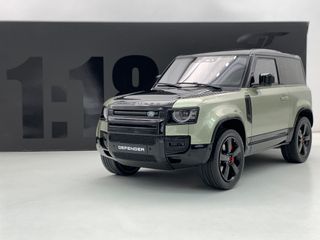 1:18 Land Rover Defender 90 P400 XDynamic HSE 2021