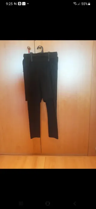 Pantalón deportivo negro doble