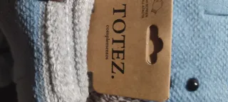 Guantes azules y grises