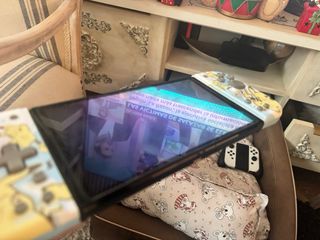 Nintendo Switch OLED con accessori