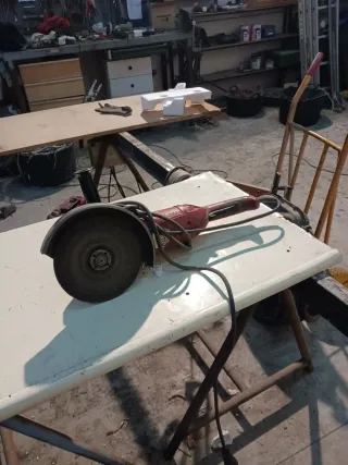 Amoladora radial 230mm milwakee