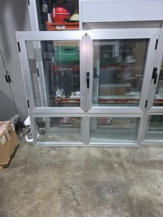 Ventana de aluminio y cristal