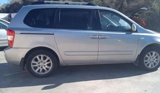 Asiento delantero derecho kia carnival 2.9 70510