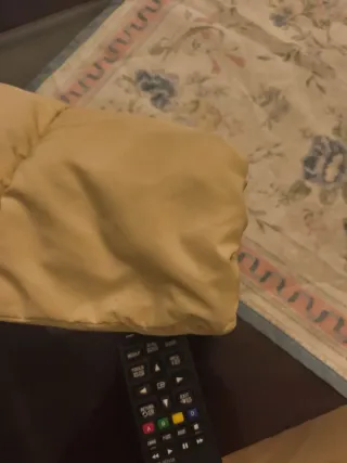 Abrigo acolchado beige con capucha NIÑA T 8-9