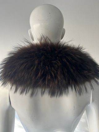 Collo di pelliccia marrone