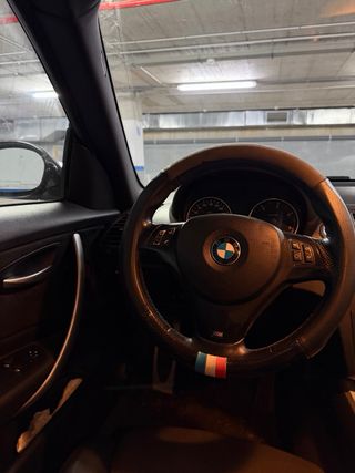 Coche, bmw serie 1. 116d (2009) (210000km)Baleares