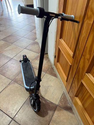 Patinete Eléctrico Infantil Casi Nuevo