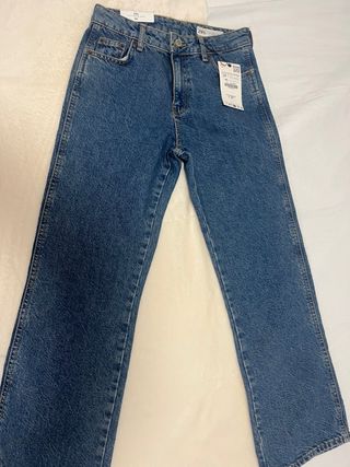 Zara Jeans Cropped Flare