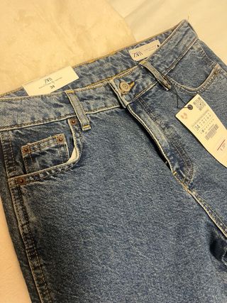 Zara Jeans Cropped Flare