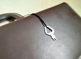 MALETÍN EJECUTIVO  MARRÓN.