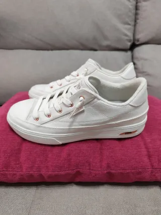 Skechers Lona Blancas Talla 40
