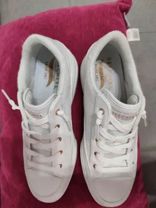 Skechers Lona Blancas Talla 40