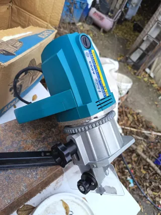 Fresadora Virutex AS93