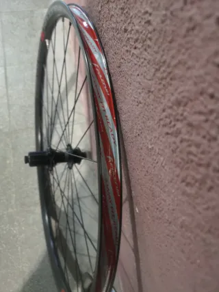 Llantas Fulcrum Rapid Red 900