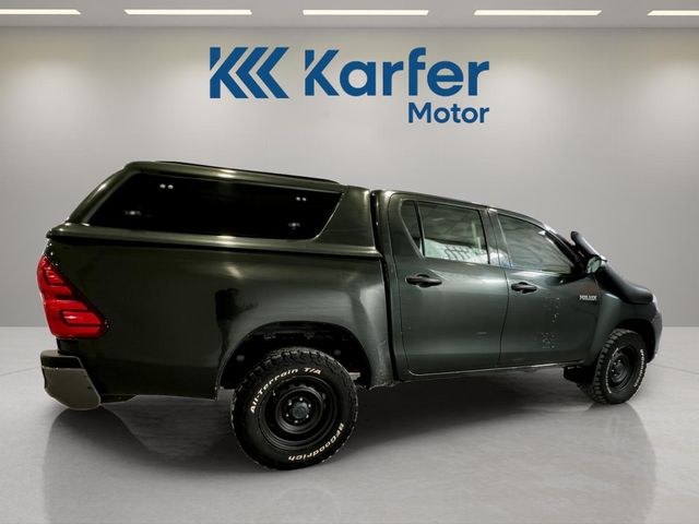 Toyota Hilux 2.4 D-4D Cabina Doble GX