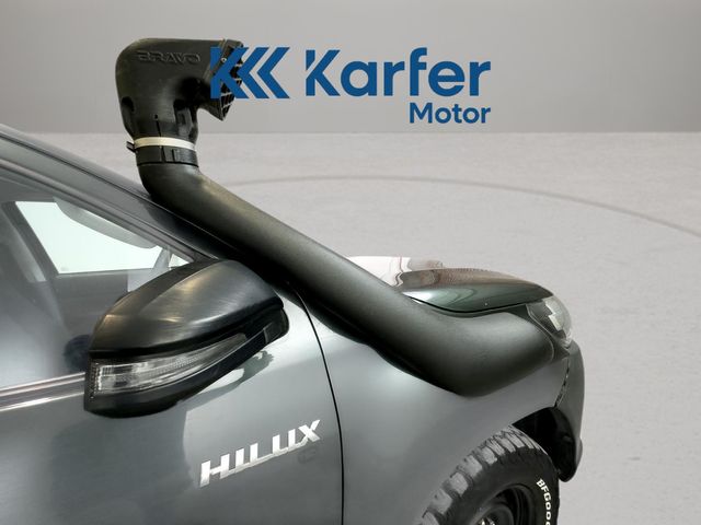 Toyota Hilux 2.4 D-4D Cabina Doble GX