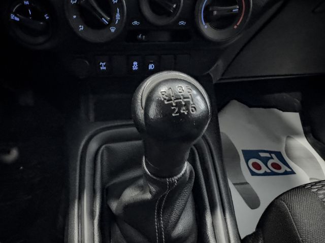 Toyota Hilux 2.4 D-4D Cabina Doble GX