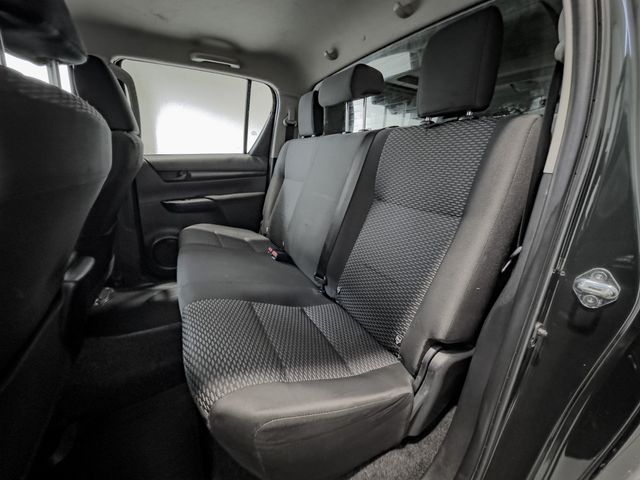 Toyota Hilux 2.4 D-4D Cabina Doble GX