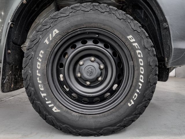 Toyota Hilux 2.4 D-4D Cabina Doble GX