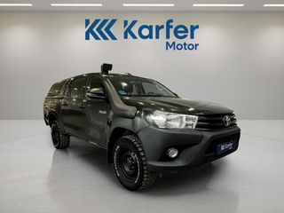 Toyota Hilux 2.4 D-4D Cabina Doble GX