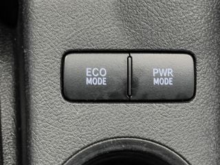 Toyota Hilux 2.4 D-4D Cabina Doble GX