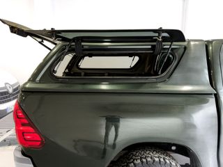 Toyota Hilux 2.4 D-4D Cabina Doble GX