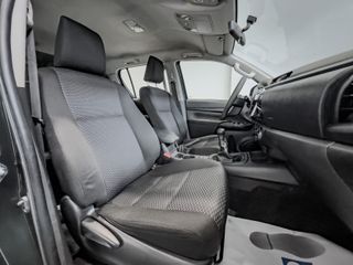Toyota Hilux 2.4 D-4D Cabina Doble GX