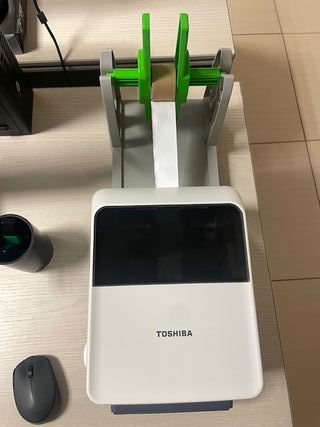 Impresora de etiquetas Toshiba B-FV4T con cortador