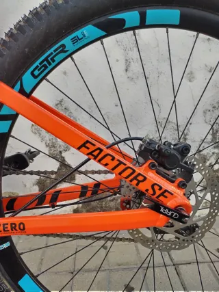 Bicicleta MONDRAKER FACTOR Doble 27.5 talla M