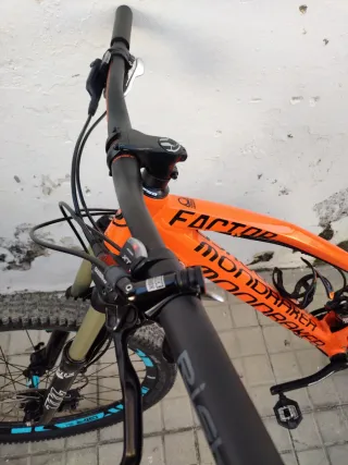 Bicicleta MONDRAKER FACTOR Doble 27.5 talla M