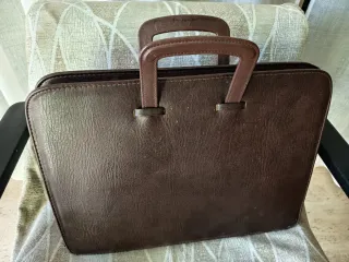 Maletín ejecutivo vintage marrón