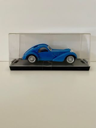 Modellino Bugatti 57C Atlantic 1:43