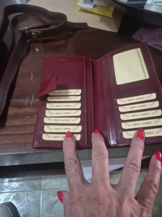 Cartera de mujer roja