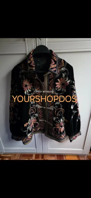 Chaqueta Zara Terciopelo Bordada T/L